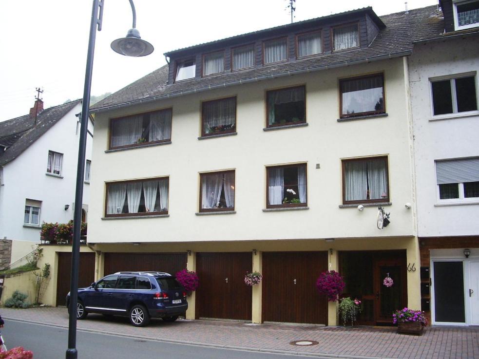 Ferienwohnungen Haus Gisela - Unterkunft Schlossberg Bacharach Zewnętrze zdjęcie